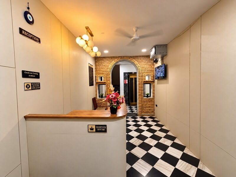 Hotel Reception